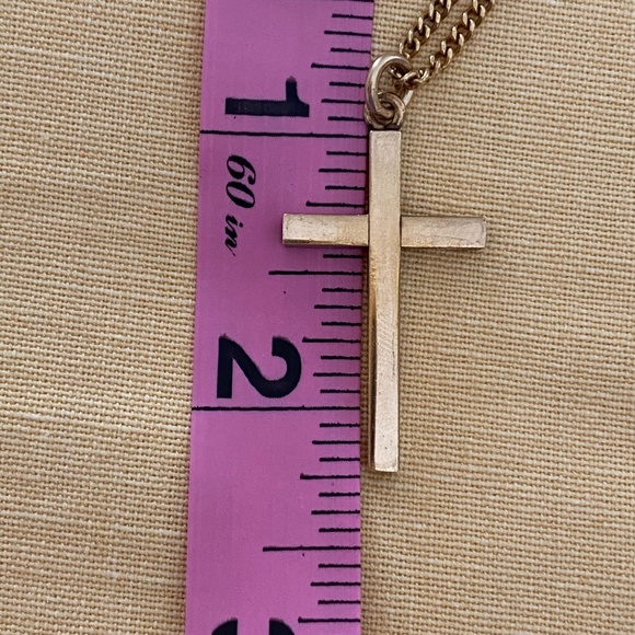 VTG I WEH I 14K Gold Filled Cross Necklace - Picture 5 of 16